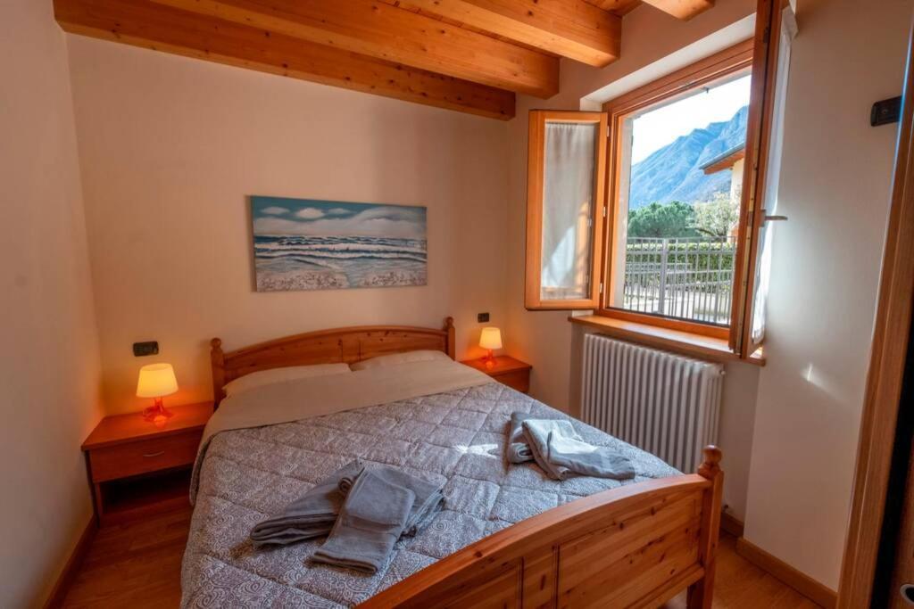 Happy Guest Apartments - Feel The Lake Riva di Solto Esterno foto